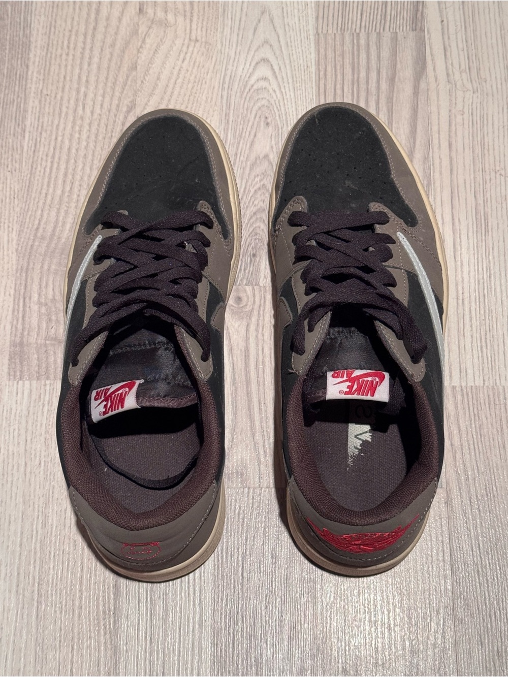 Nike Men’s Low-Top Sneakers - Black, Brown & Red Accent